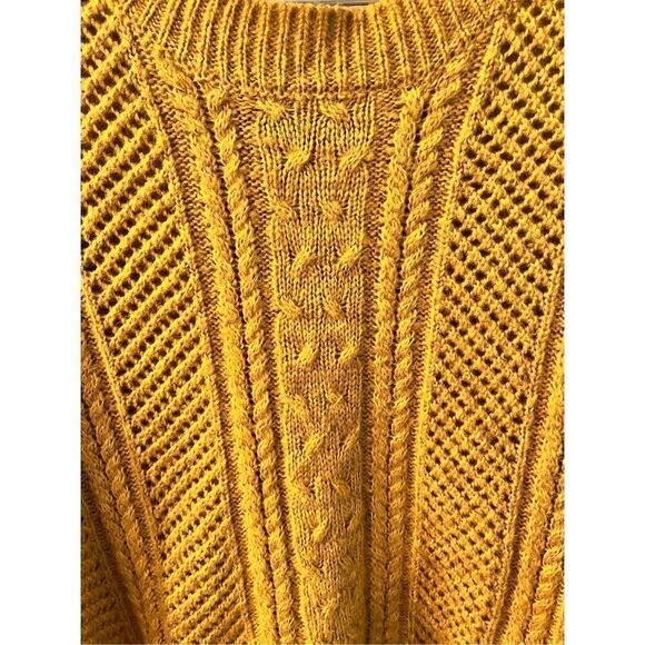 John + Jenn Mustard Gold Oversized Cable Knit Sweater sz M EUC - Picture 2 of 7